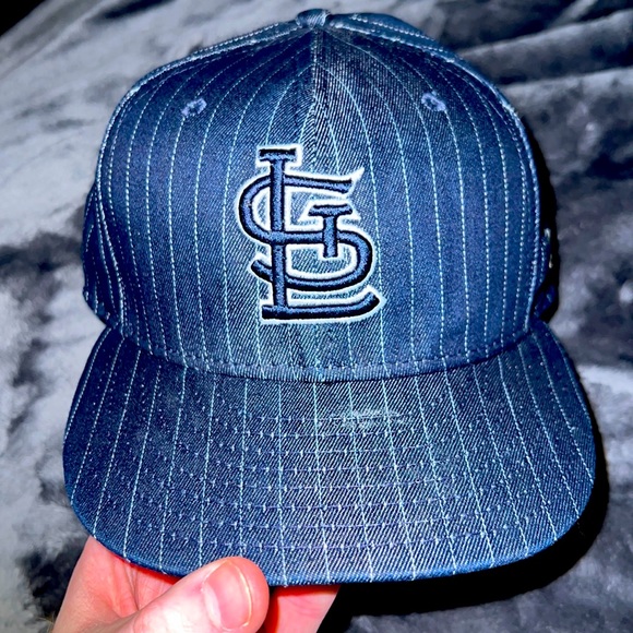 St. Louis Cardinals Pineatripe Hat - Picture 1 of 4